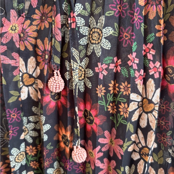 FARM Rio Multicolor Floral Blouse - Picture 7 of 12